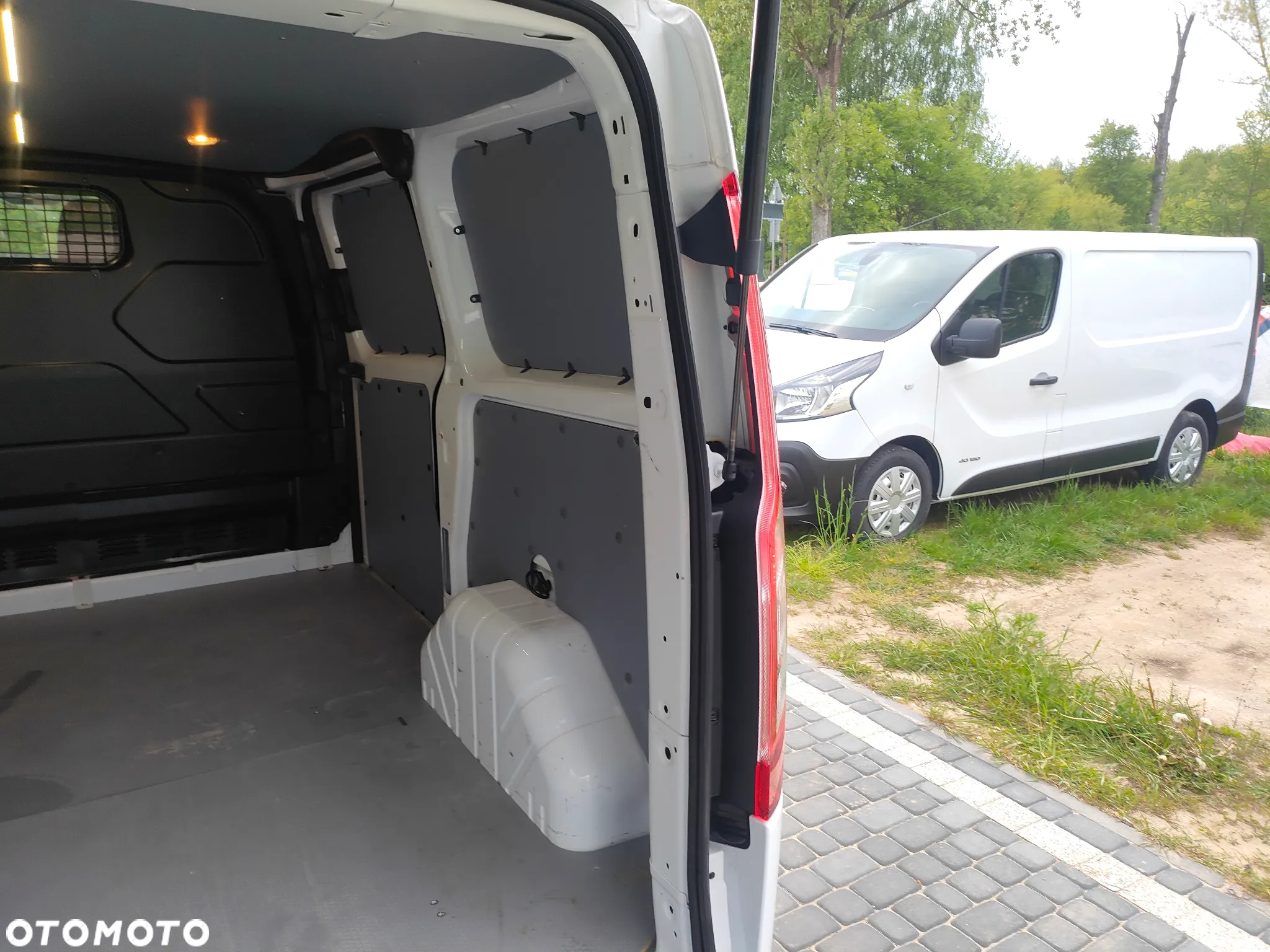 Ford TRANSIT CUSTOM 2019r 2,0 TDCI 130 KM L1H1 EURO 6  LEDY - 24