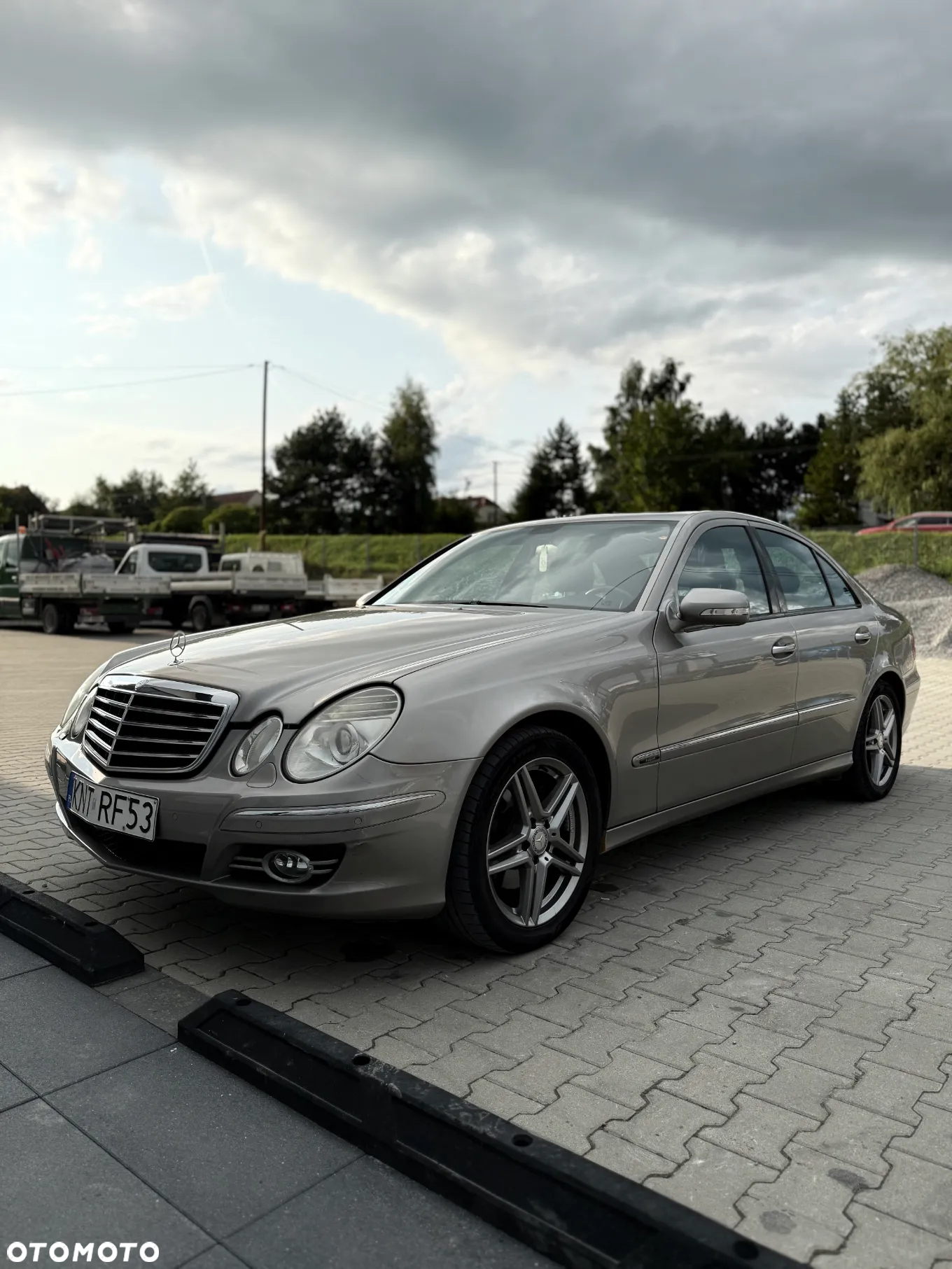 Mercedes-Benz Klasa E 320 CDI 4-Matic Avantgarde - 6