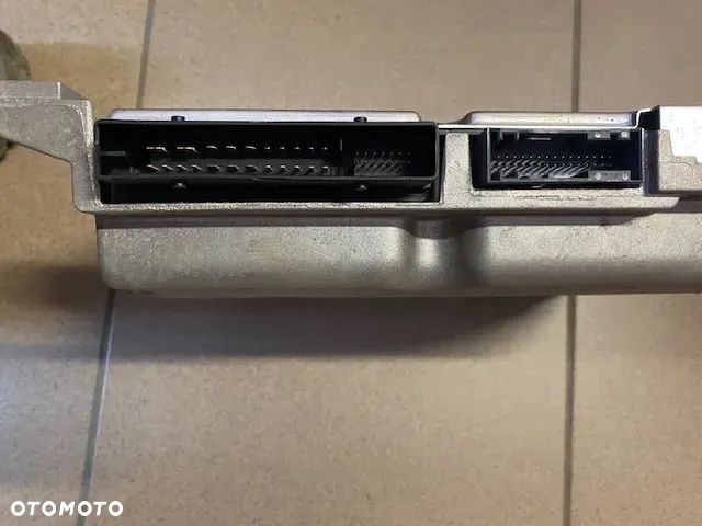 WZMACNIACZ AUDIO BOSE CADILLAS STS 15225342 - 2