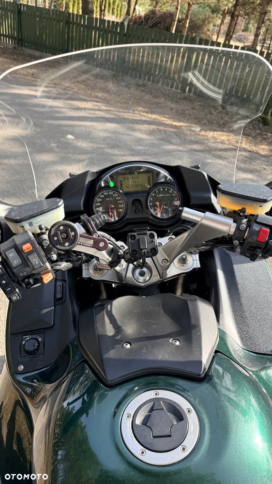 Kawasaki GTR - 16