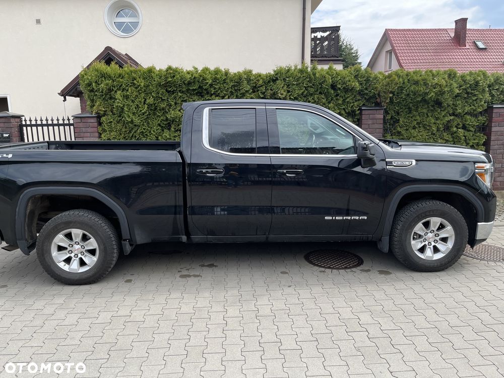 GMC Sierra - 3