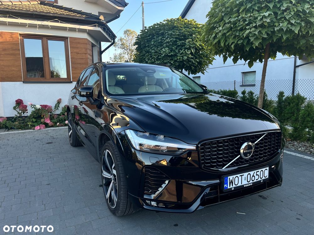 Volvo XC 60 B5 B AWD Ultimate Dark - 1