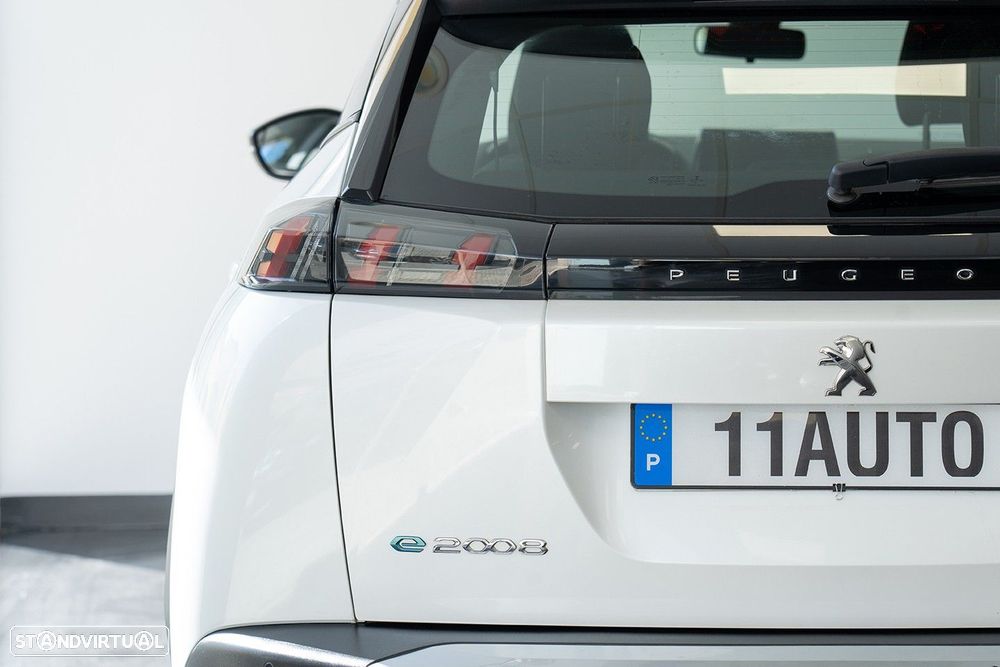 Peugeot e-2008 50 kWh Active - 14