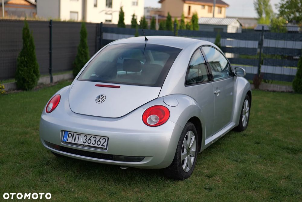 Volkswagen New Beetle 1.9 TDI - 4