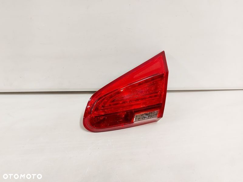 kia ceed ii lampa prawy tył w klapę led 92404-a20 - 1