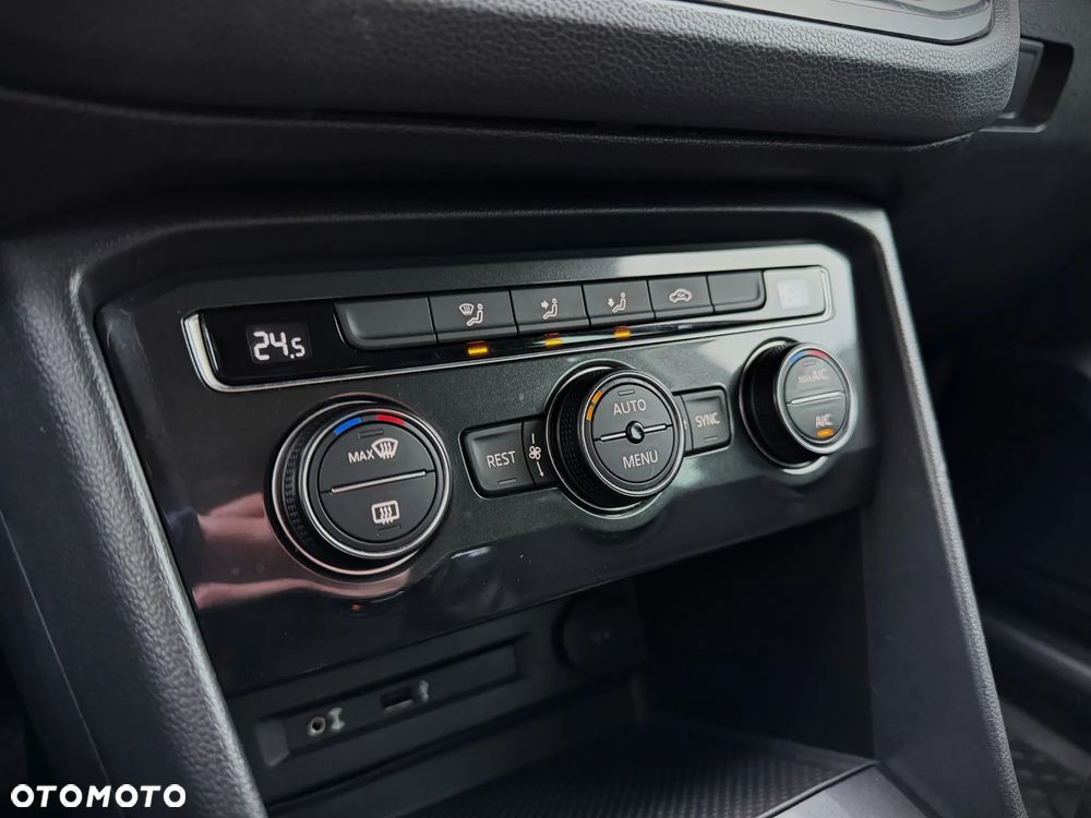 Volkswagen Tiguan 2.0 TDI SCR 4Motion (BlueMotion Tech) Comfortline - 39