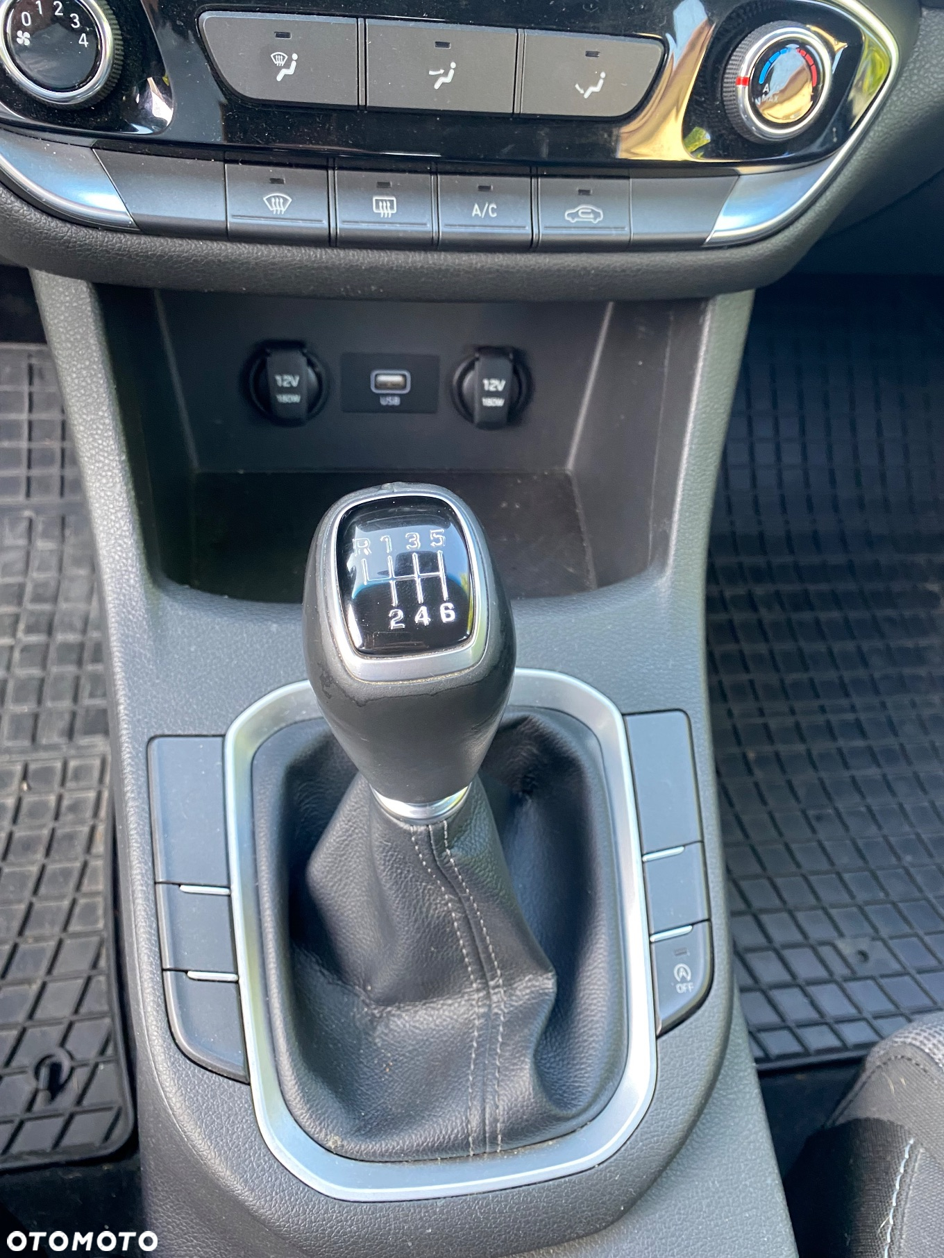 Hyundai i30 - 16