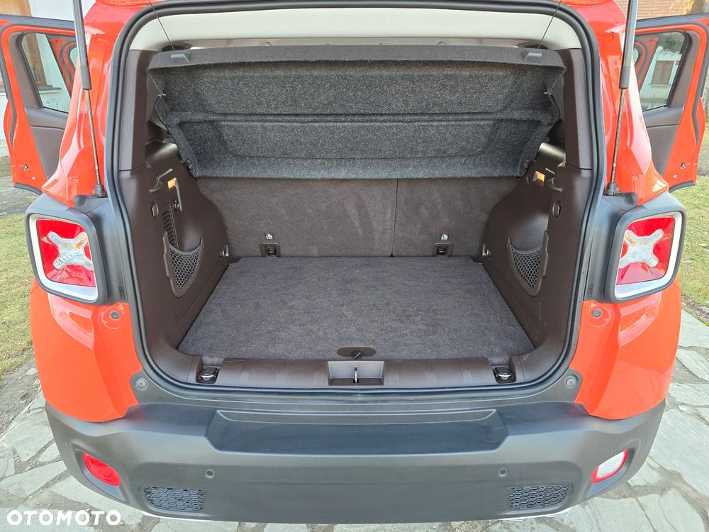 Jeep Renegade 1.4 MultiAir DSG Limited - 36