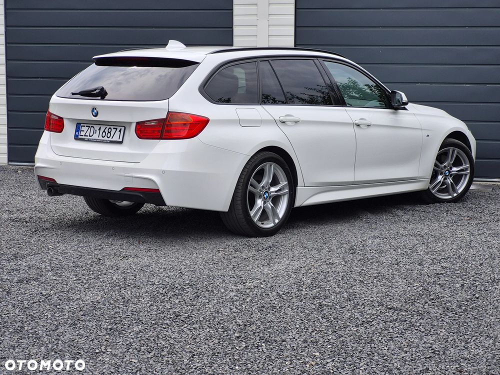 BMW Seria 3 320d xDrive - 10