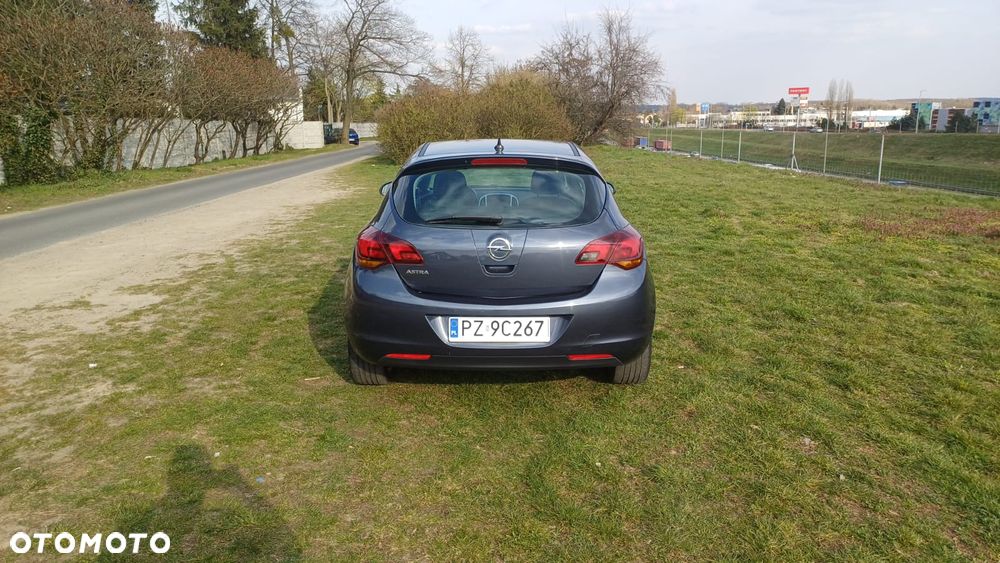 Opel Astra 1.6 Edition Sport - 8