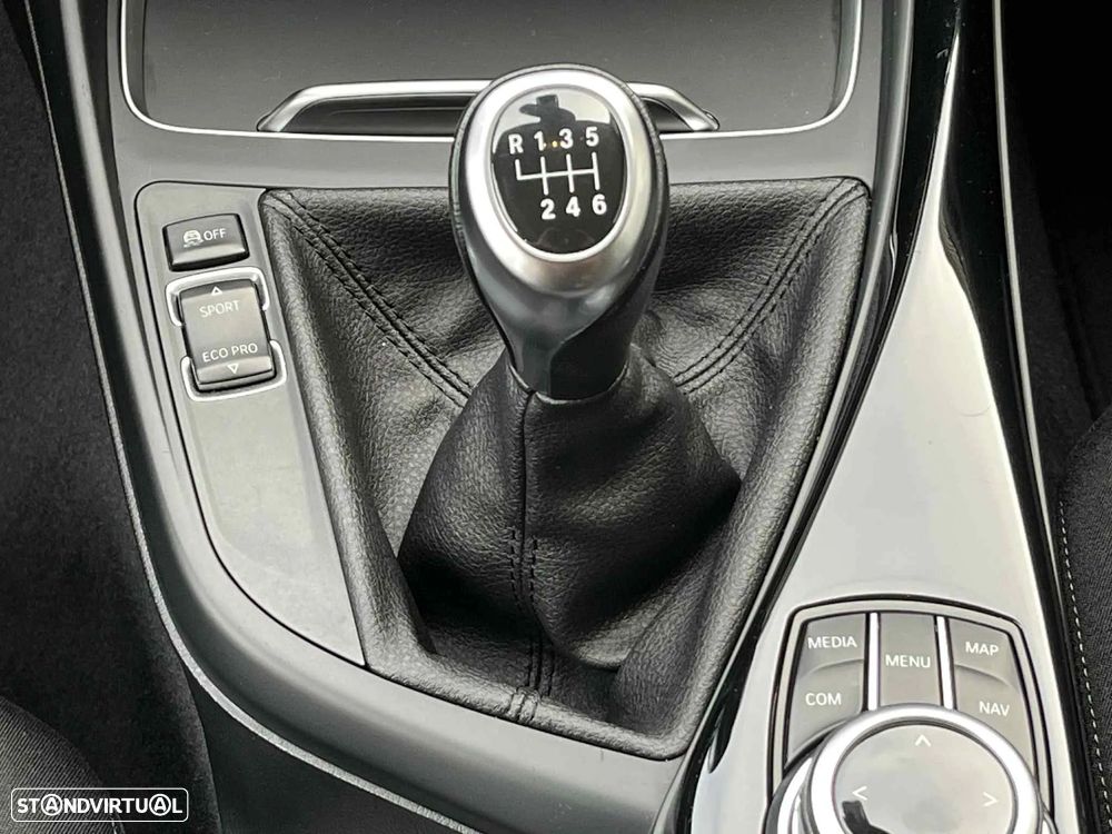 BMW 116 d EDynamics Line Sport - 34