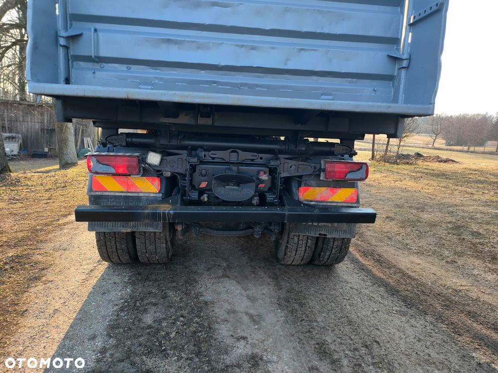 MAN TGA 35.440.  8x4 - 21