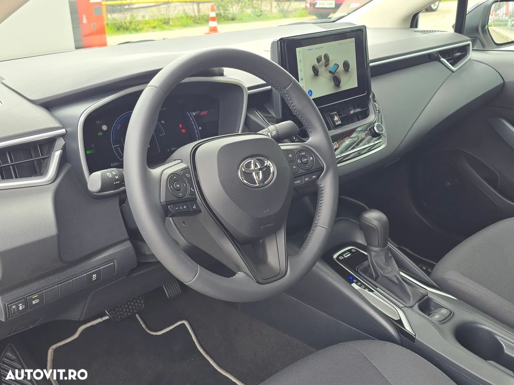 Toyota Corolla 1.8 HSD Eco - 11