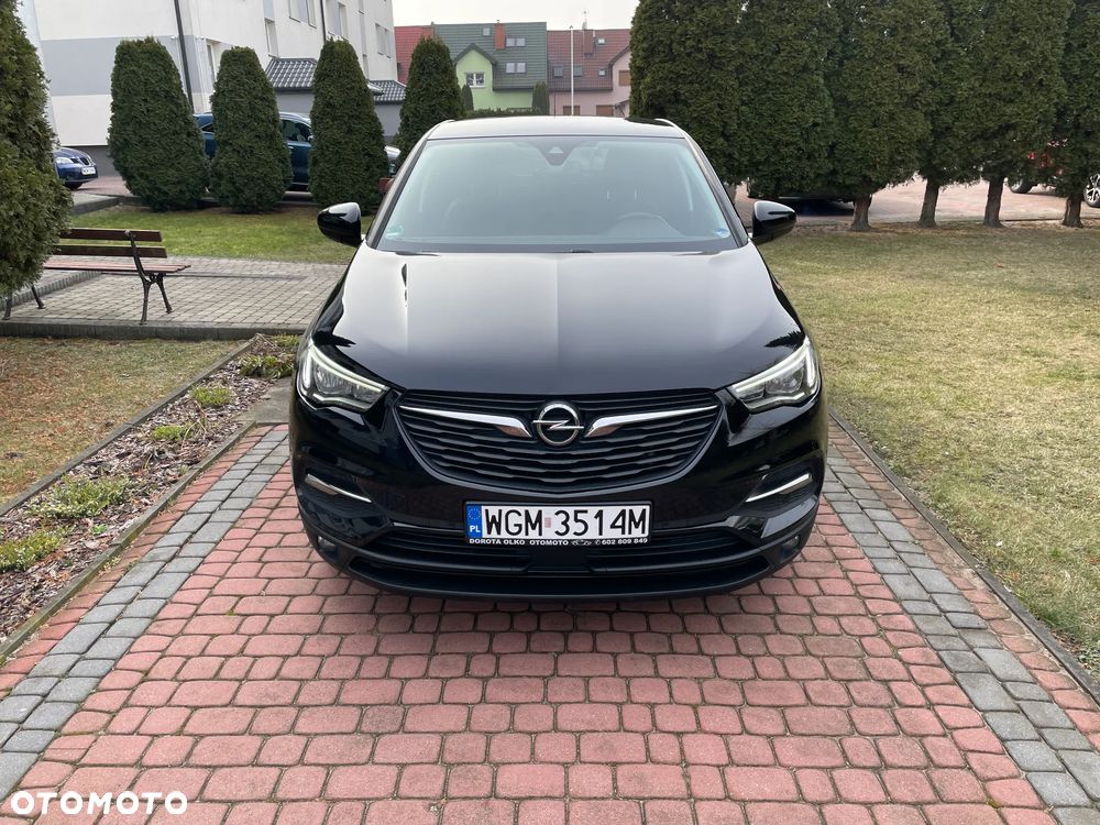 Opel Grandland X 1.2 Start/Stop Automatik Business Edition - 2