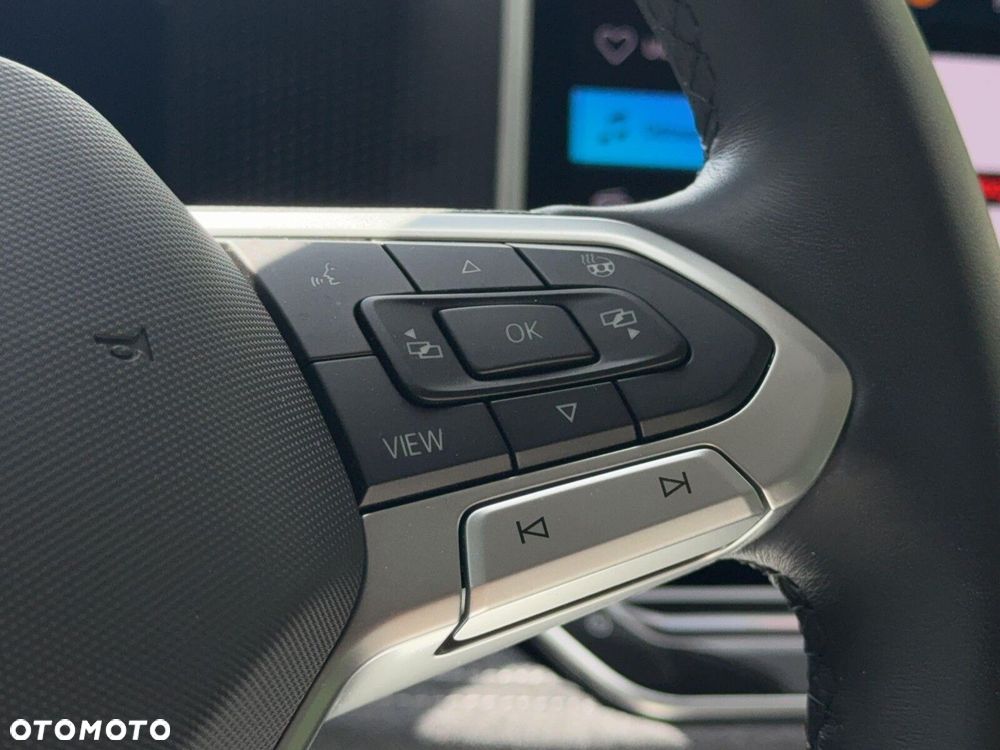 Volkswagen Passat - 20