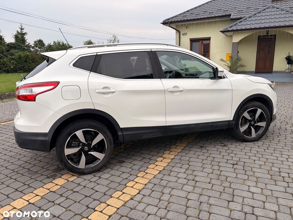 Nissan Qashqai 1.2 DIG-T Tekna EU6 - 1