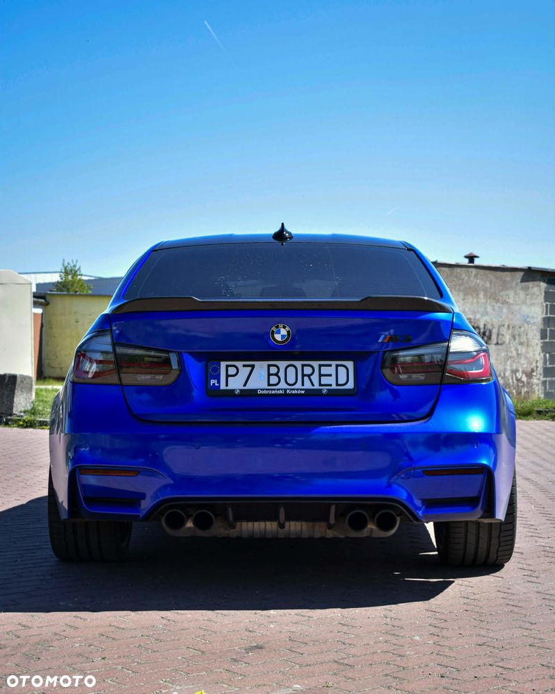 BMW M3 CS DKG - 11