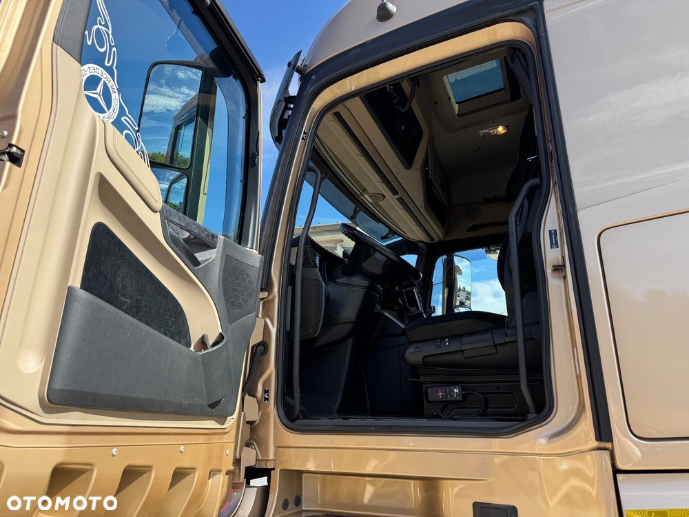 Mercedes-Benz ACTROS 2548 Izoterma Schmitz 7.45m Winda 2T - 26