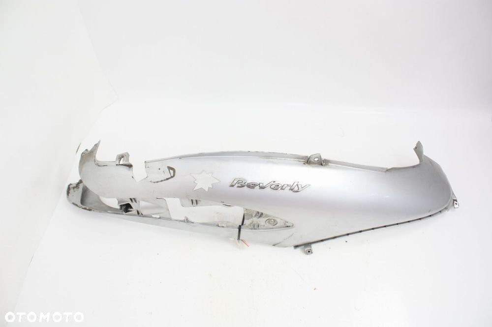 OWIEWKA OGON PRAWY Piaggio Beverly 125 - 4