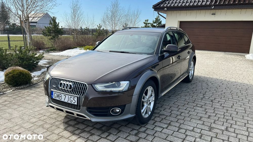 Audi A4 Allroad 2.0 TDI DPF S tronic - 4