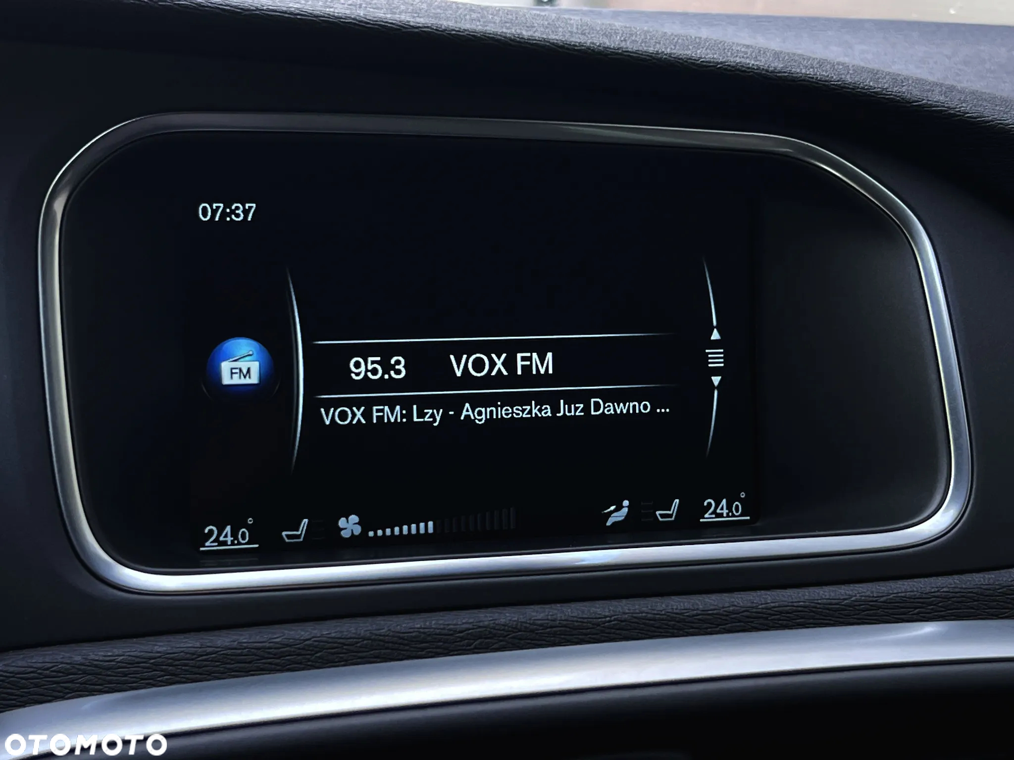Volvo V40 D2 Drive-E Momentum - 34