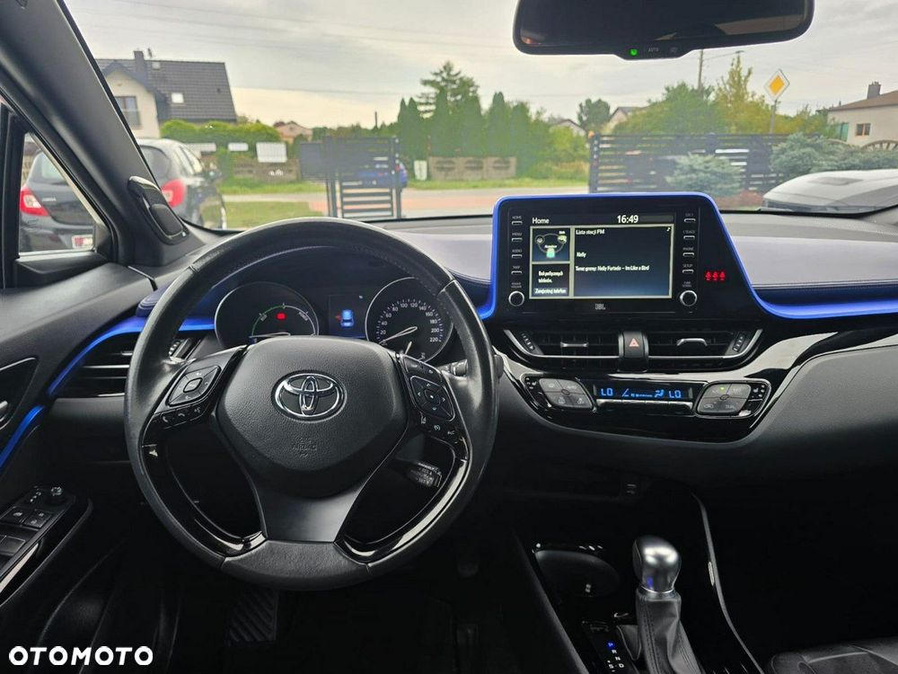 Toyota C-HR - 12