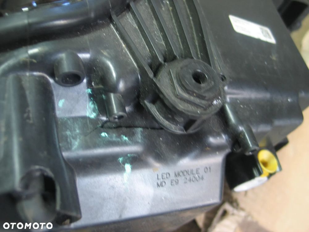 lampa lewy przod skoda karoq lift 21r- 57B941035B - 13