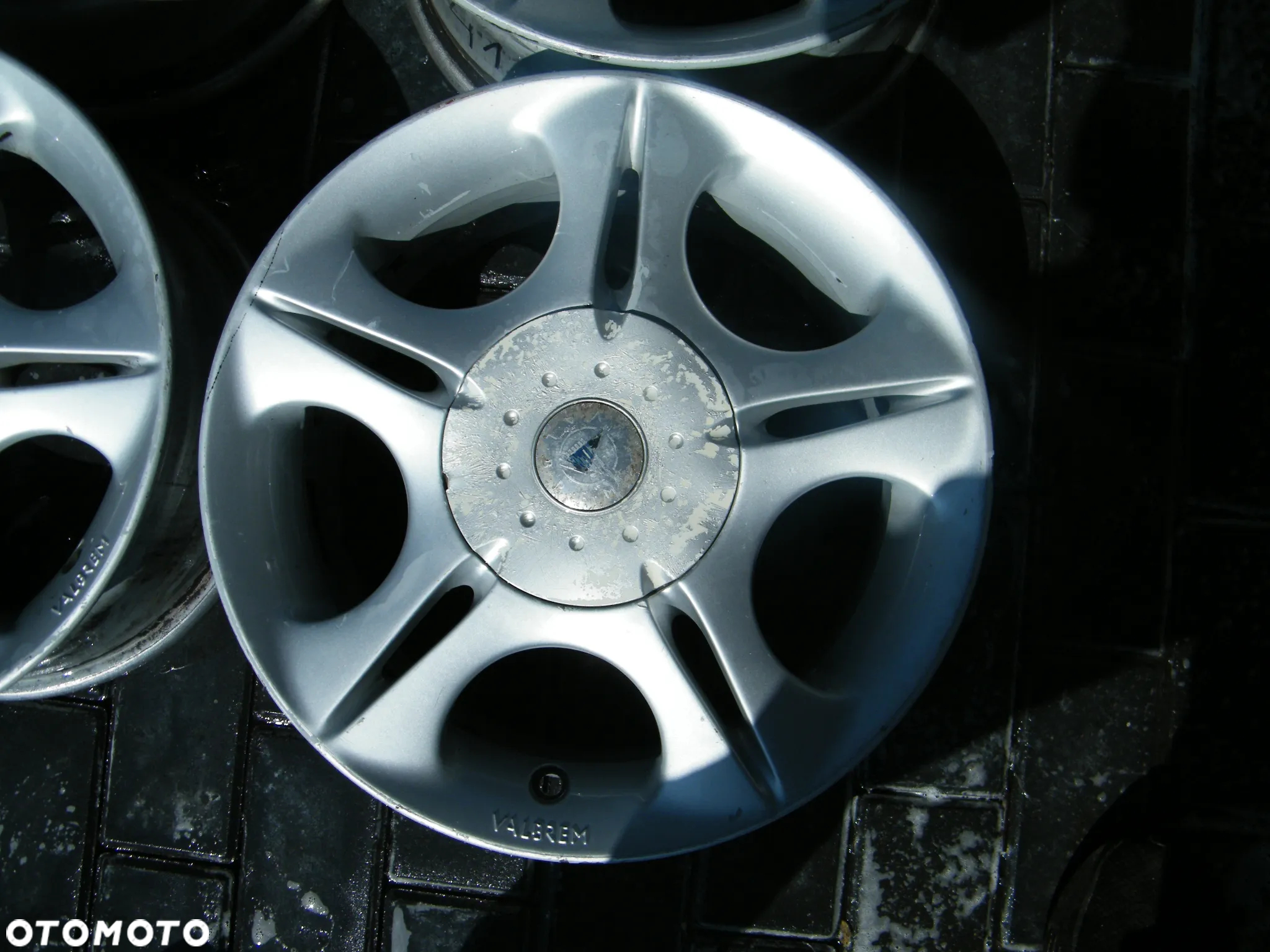 Felgi aluminiowe alufelgi Valbrem 4x98 ET35 / 6J x 14 otwór 75 - 3