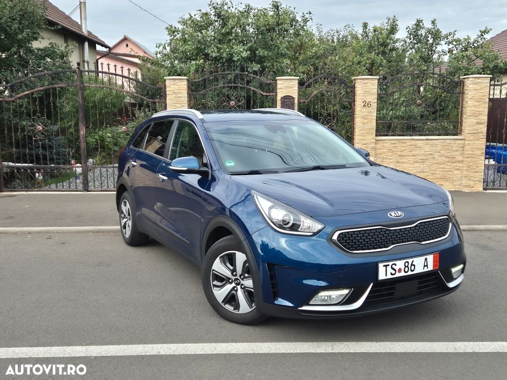 Kia Niro 1.6 GDI 2WD Aut. Spirit - 2