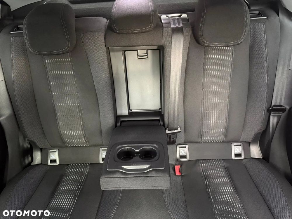 Peugeot 308 2.0 BlueHDi Allure S&S - 15