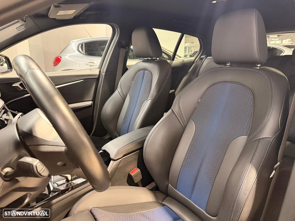 BMW 116 d Pack Desportivo M Auto - 10