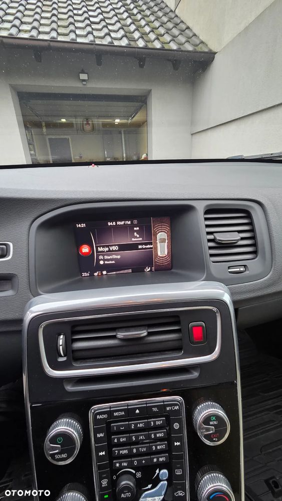 Volvo V60 T5 Geartronic RDesign - 15