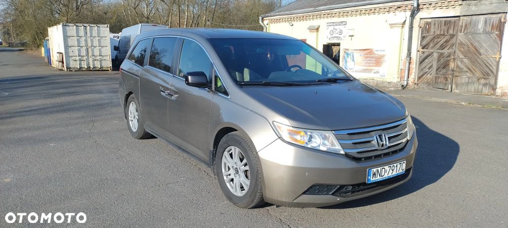 Honda Odyssey 3.5 LX - 5