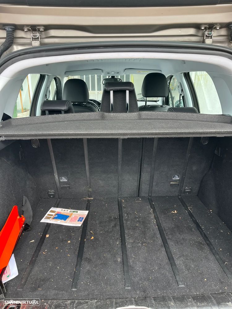 Peugeot 2008 1.2 PureTech Allure - 9