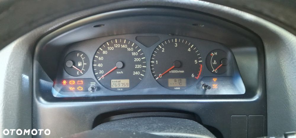 Toyota Avensis 2.0 TD Terra - 21