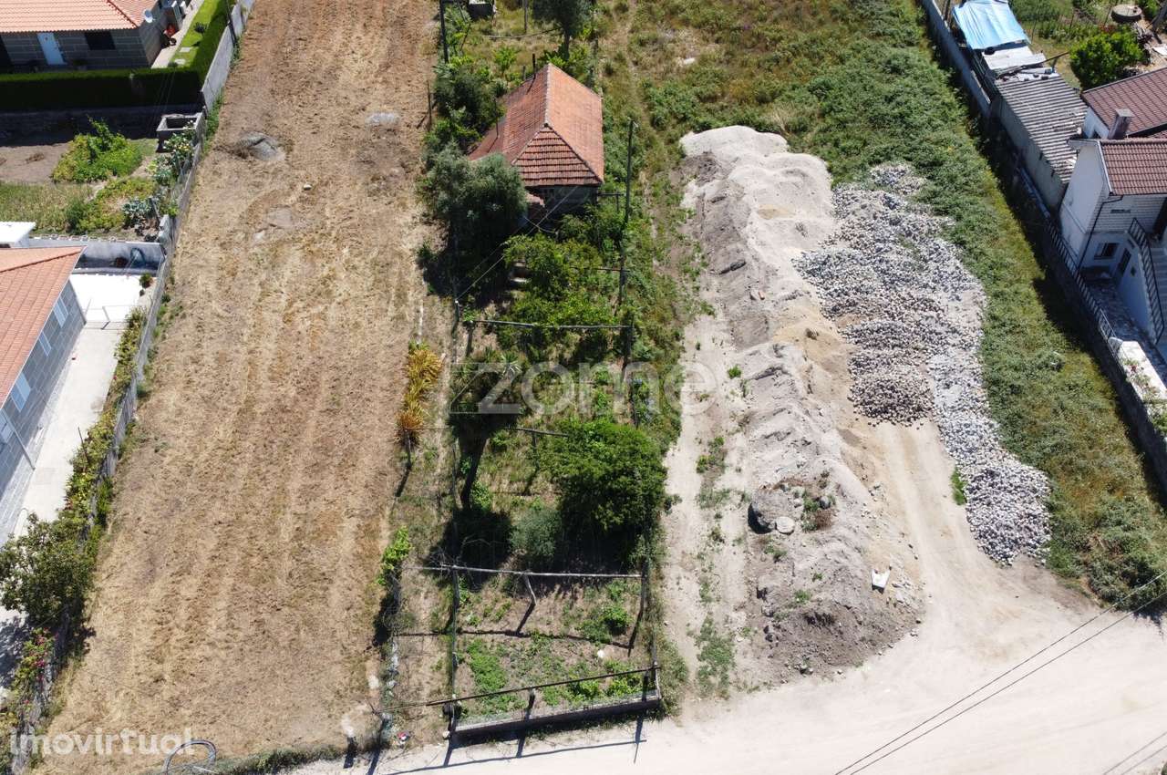 Quintinha com casa e terreno para recuperar - Penafiel, Porto - Grande imagem: 4/34