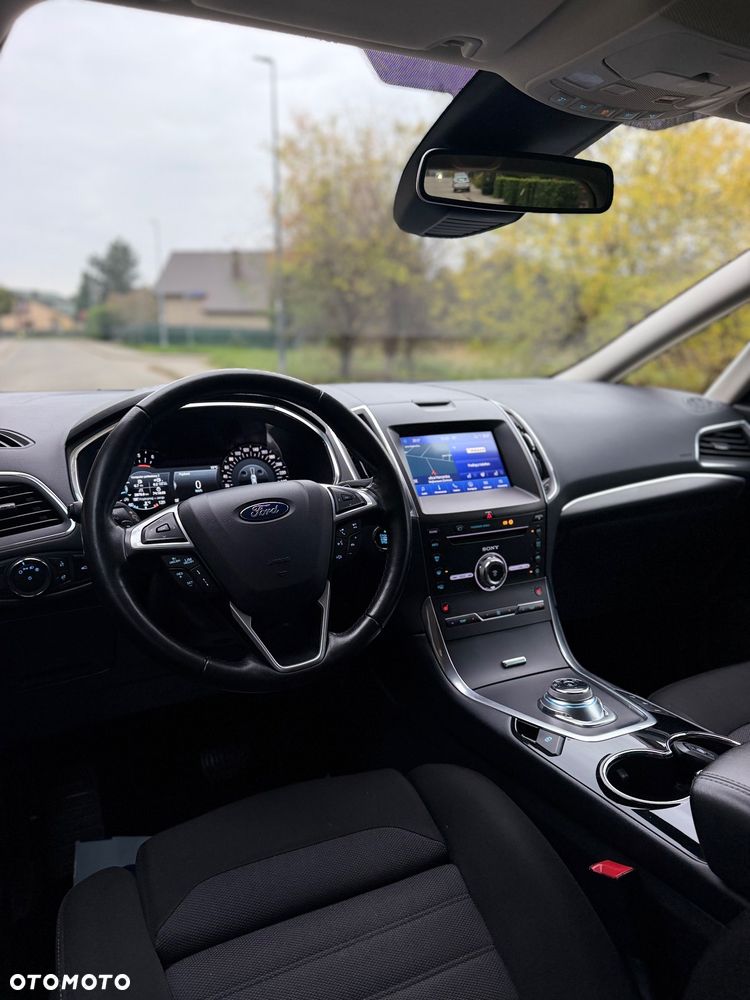 Ford S-Max 2.0 EcoBlue Titanium - 27