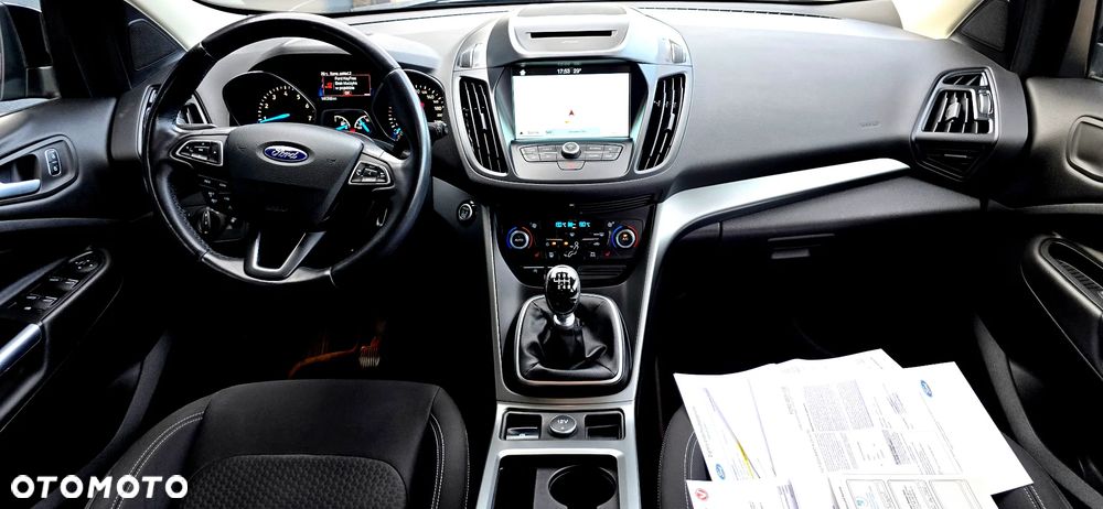 Ford Kuga - 8