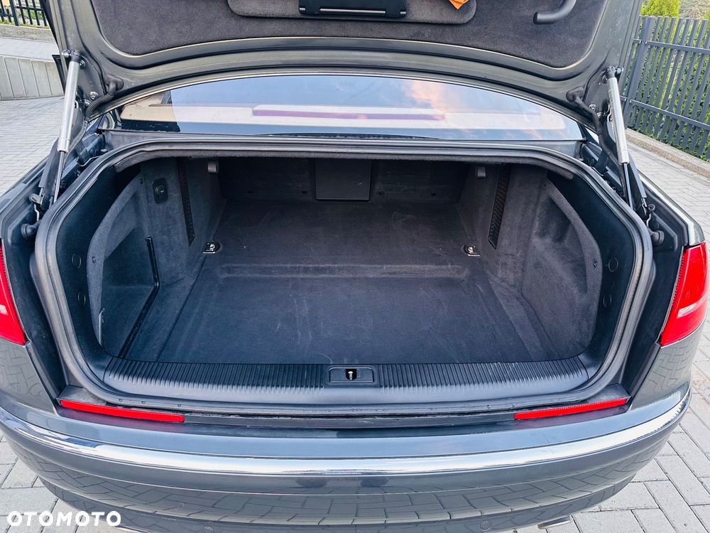 Audi A8 4.2 TDI Quattro - 30