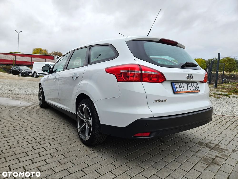 Ford Focus 1.5 TDCi Trend Sport ASS - 10