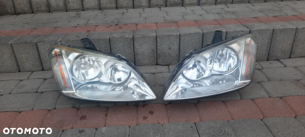 lampa reflektor focus c-max