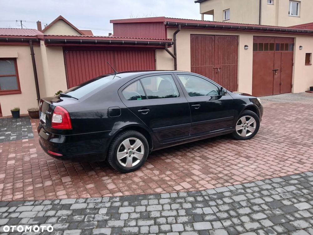 Skoda Octavia 2.0 TDI DPF Elegance - 6