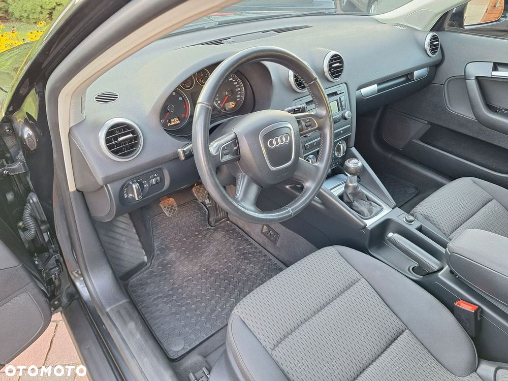 Audi A3 Sportback - 12