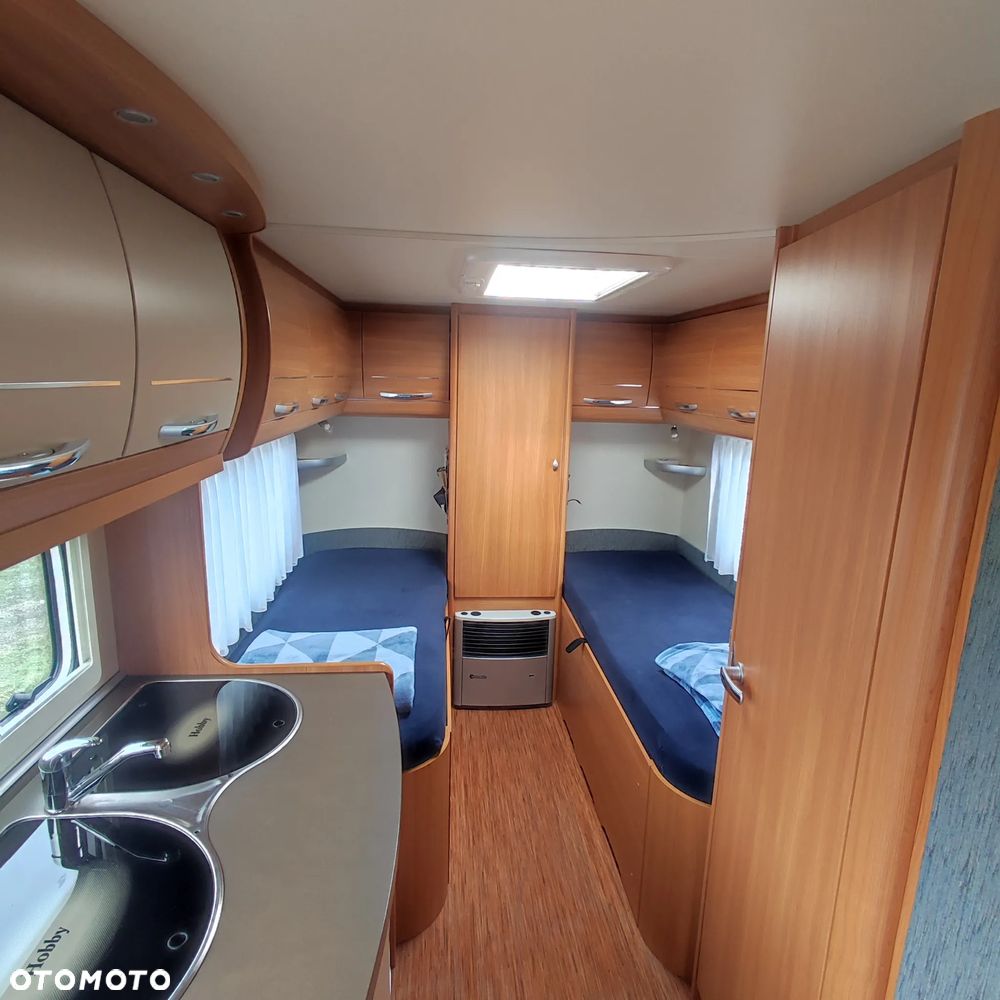 Hobby 460 De Luxe LU - 32