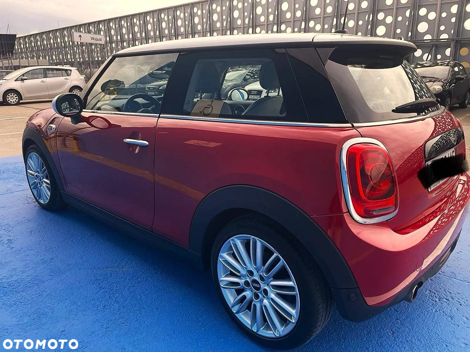 MINI Cooper Standard - 12