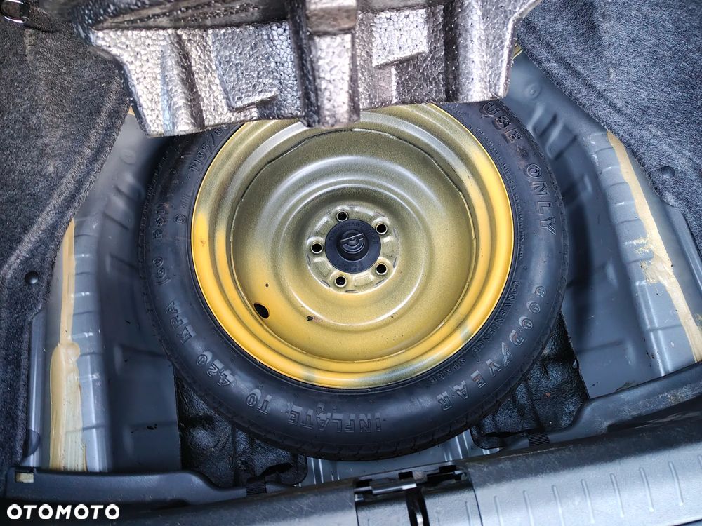 Honda Accord 2.0 Executive Navi - 33