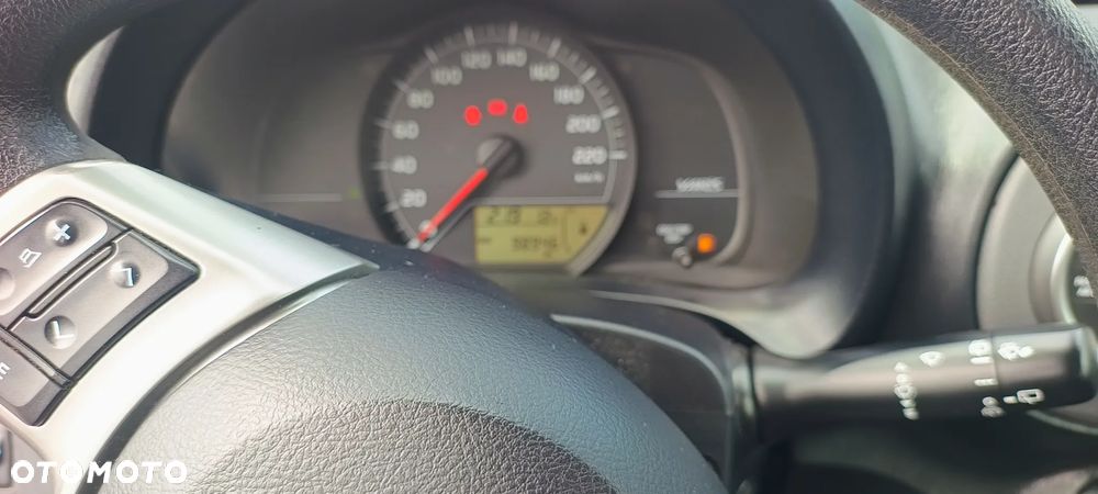 Toyota Yaris 1.0 VVT-i - 21