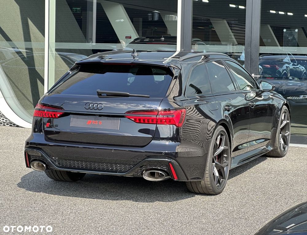 Audi RS6 Avant - 7