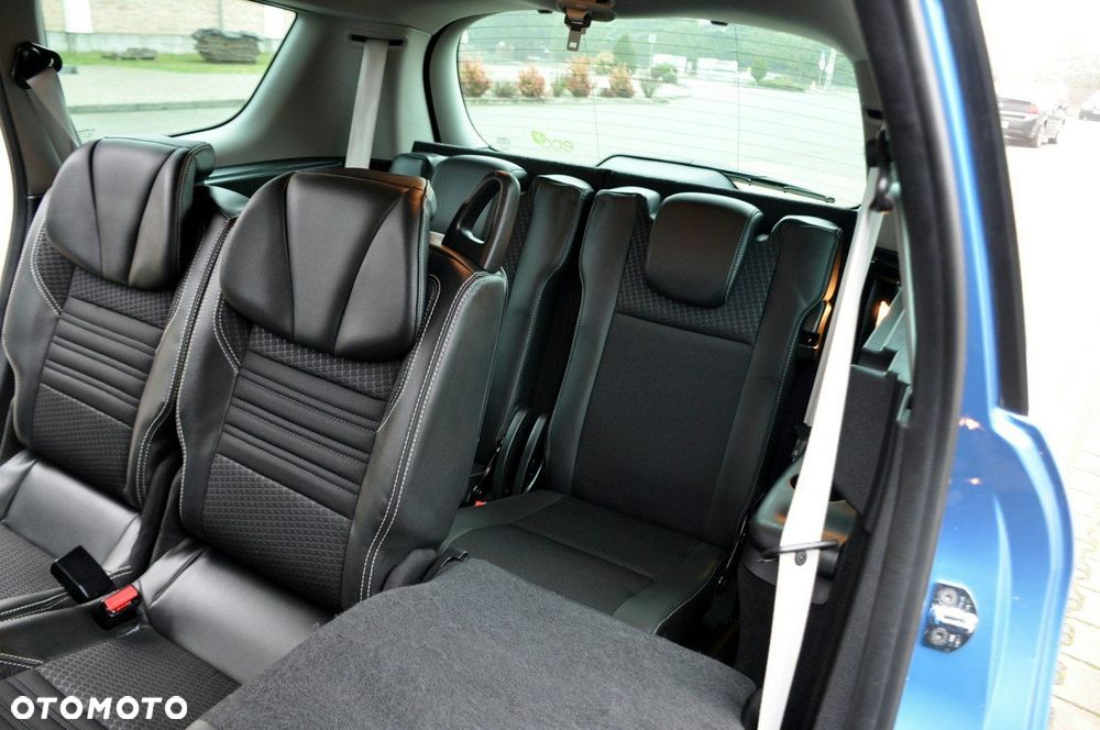 Renault Grand Scenic - 23