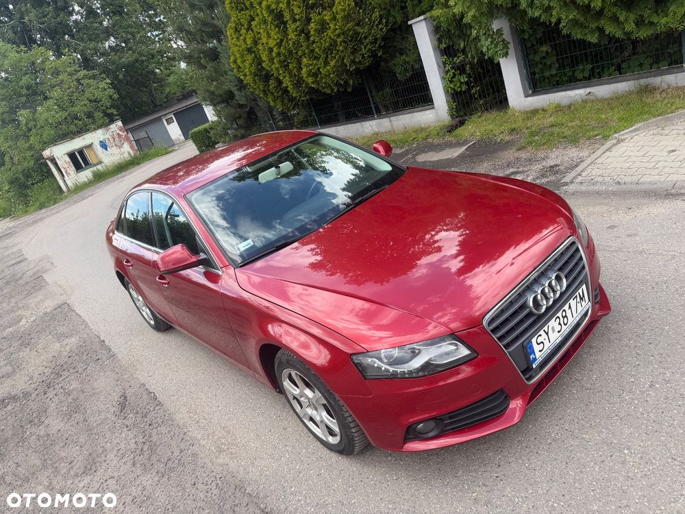 Audi A4 Limousine - 8